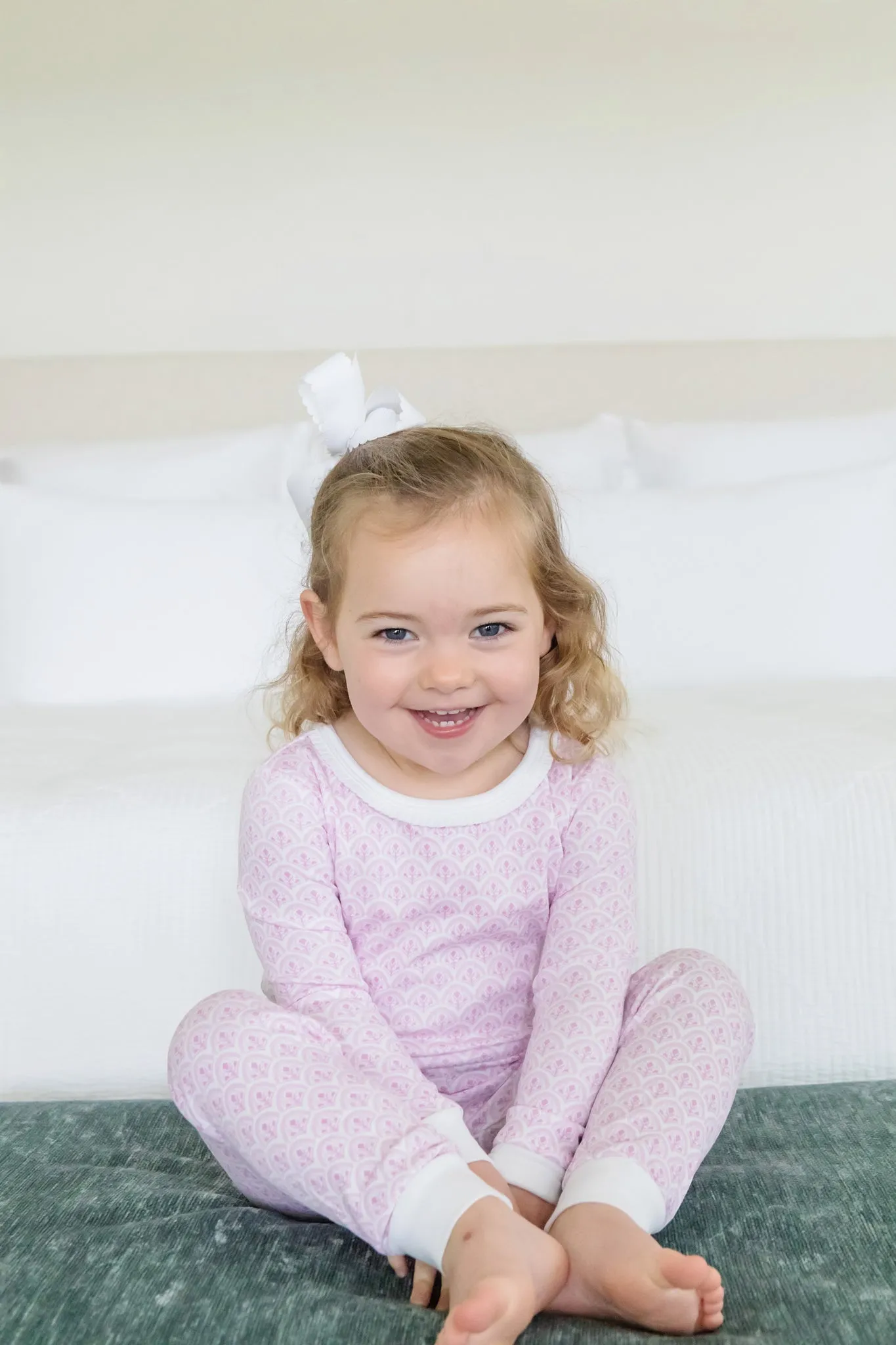 Ava Girls' Pajama Pant Set - Scalloped In Pink