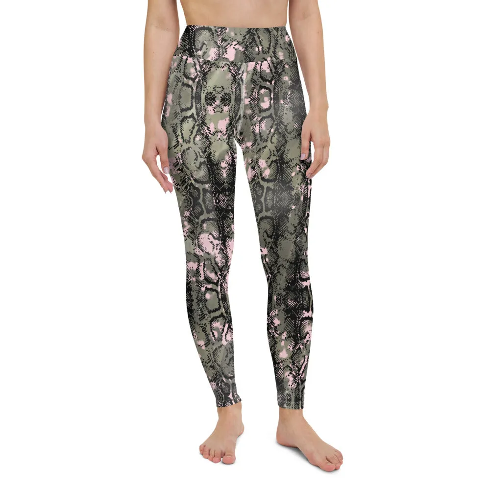 Green Snakeprint Women's Yoga Leggings, Python Snake Print Long Gym Tights-Made in USA/EU