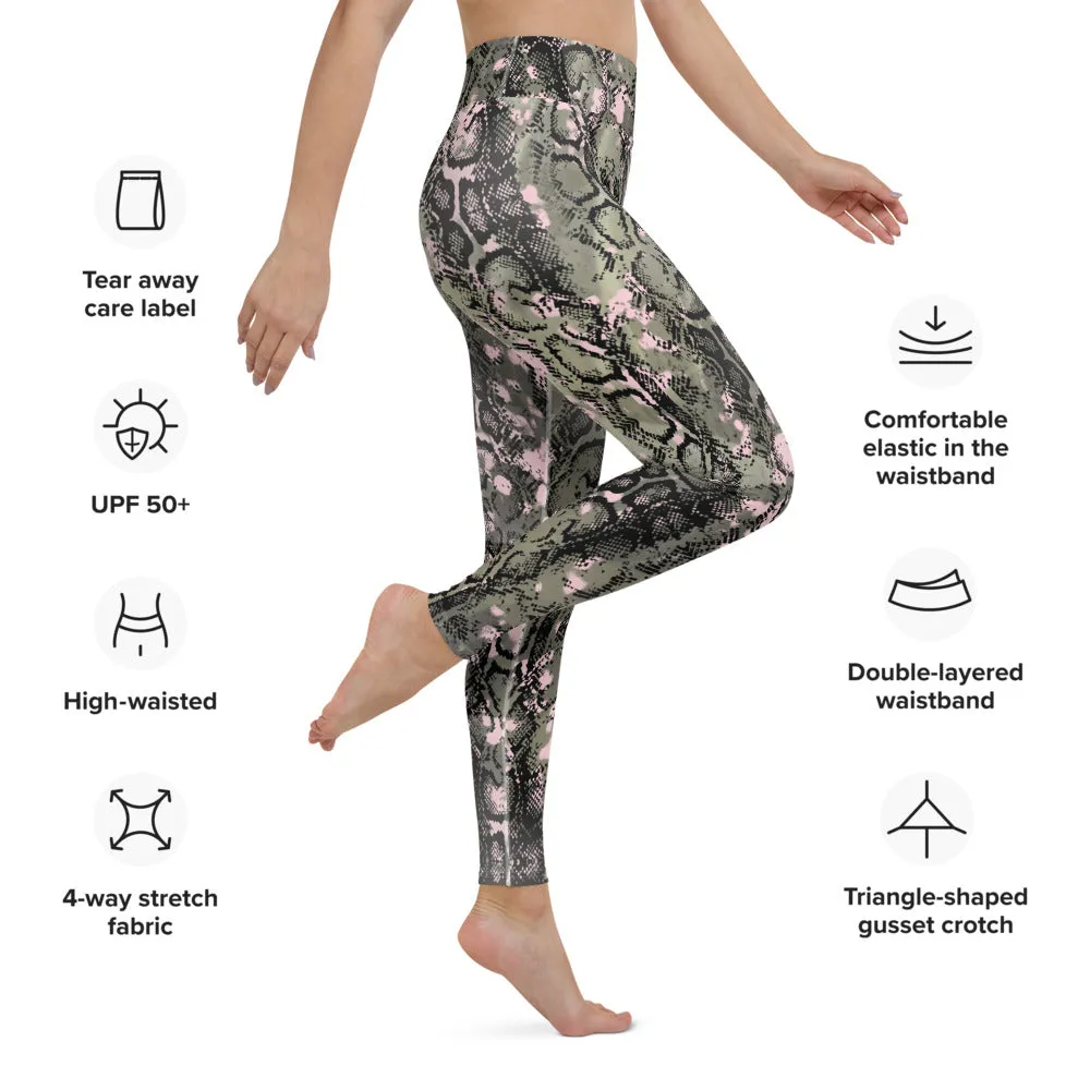 Green Snakeprint Women's Yoga Leggings, Python Snake Print Long Gym Tights-Made in USA/EU